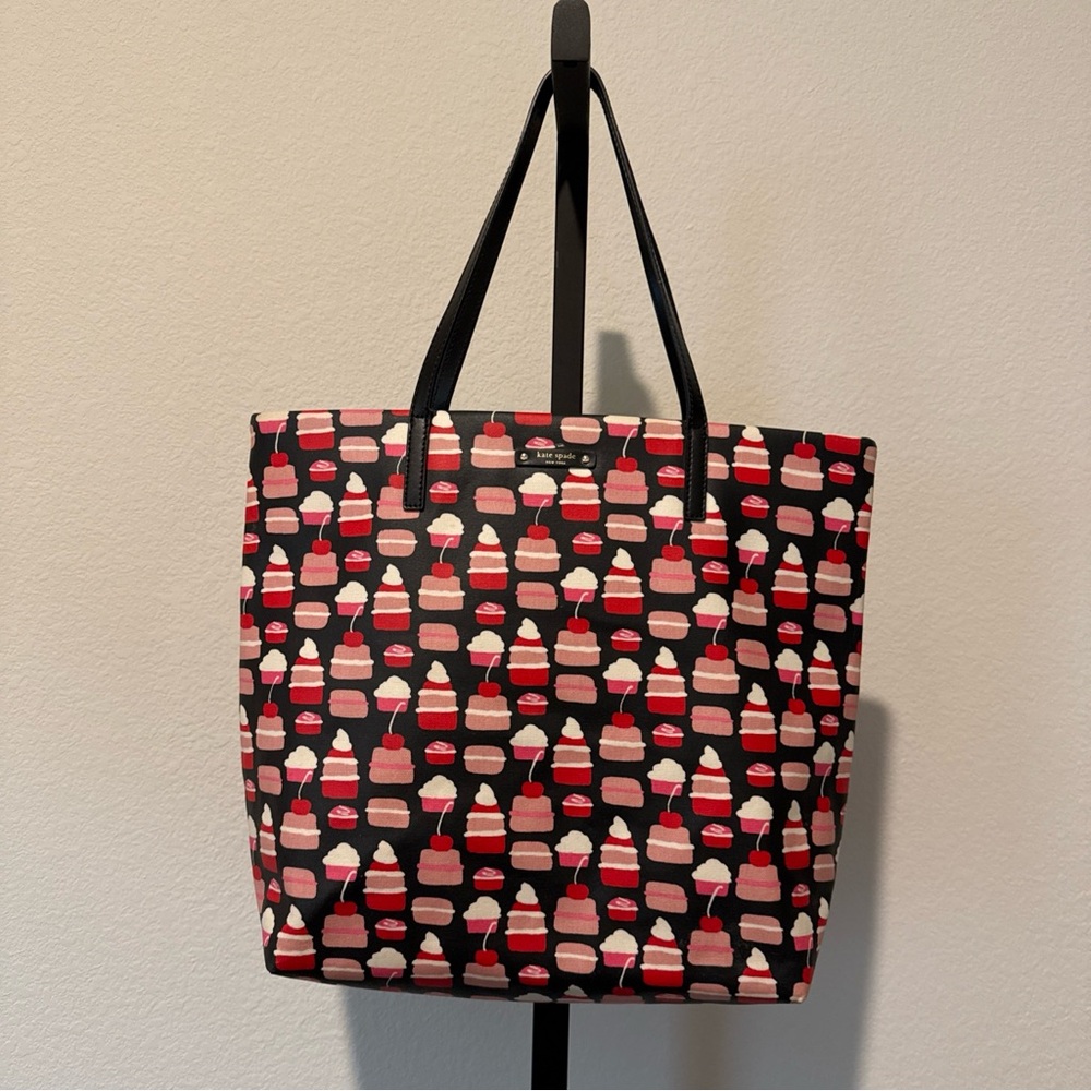 Kate Spade Large Cupcake Tote 16” X 13” Tote US $88.00